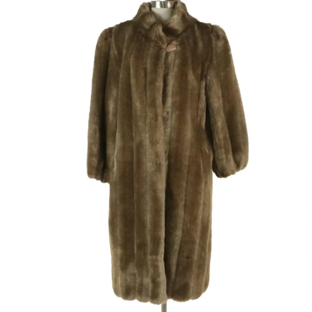 EUC Women’s Gorgeous Vintage Faux Fur Coat - Picture 7 of 14